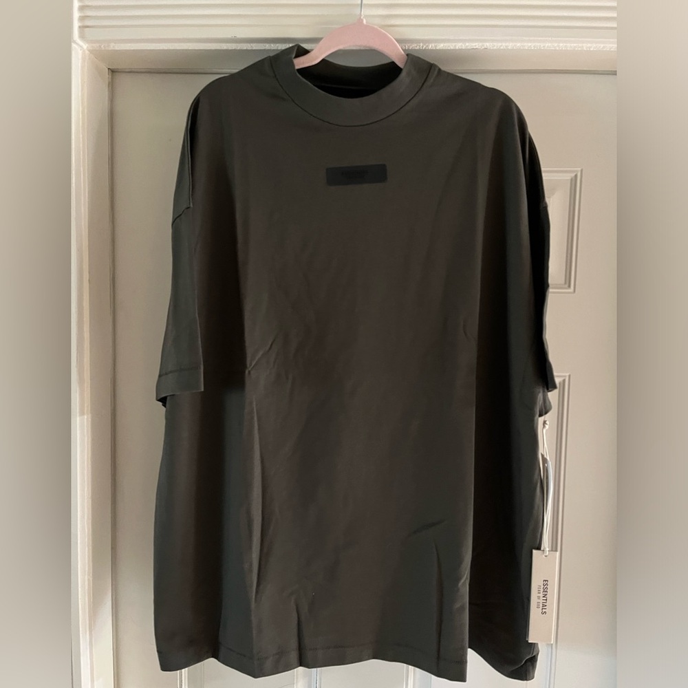 Fear of God Essentials T-shirt - Men’s M
